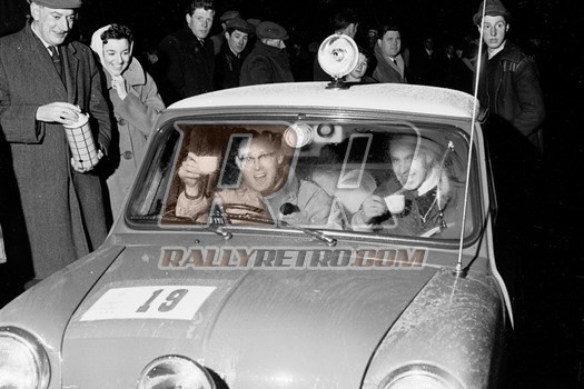 Peter Johnson  / Frank Main